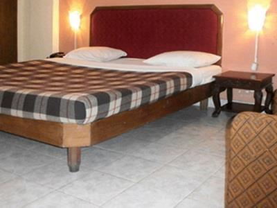 Hotel Charring Cross Ooty Eksteriør billede
